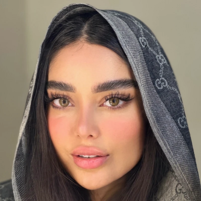 لنز کلارا هازل rose
