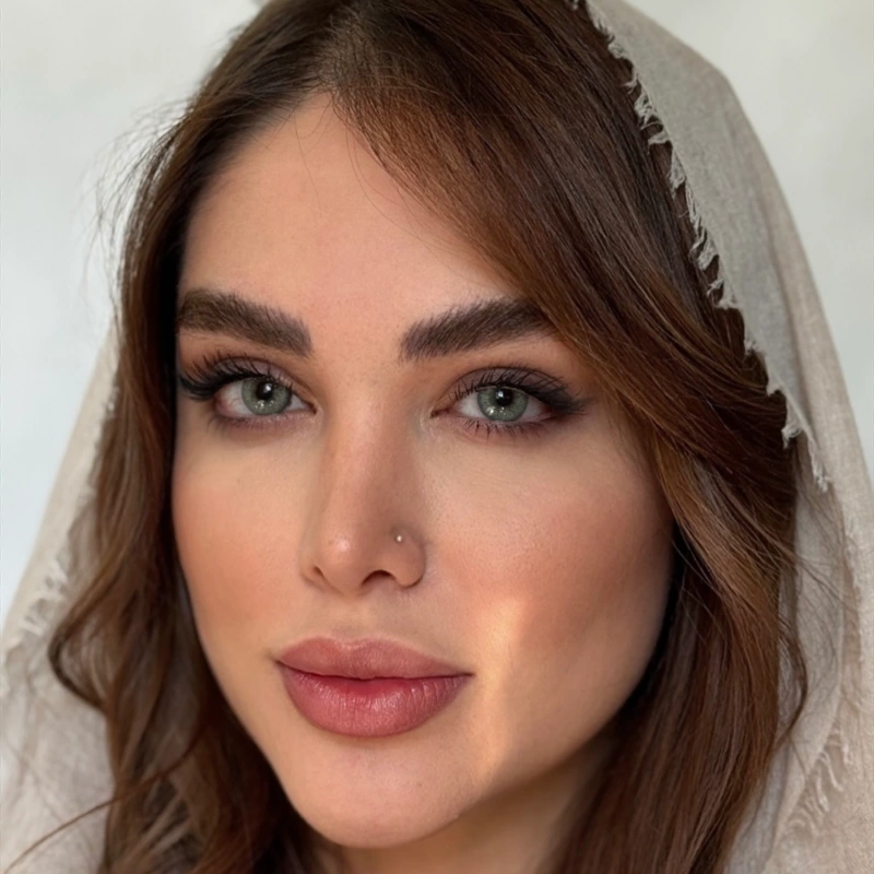 لنز لیلی گرین rose