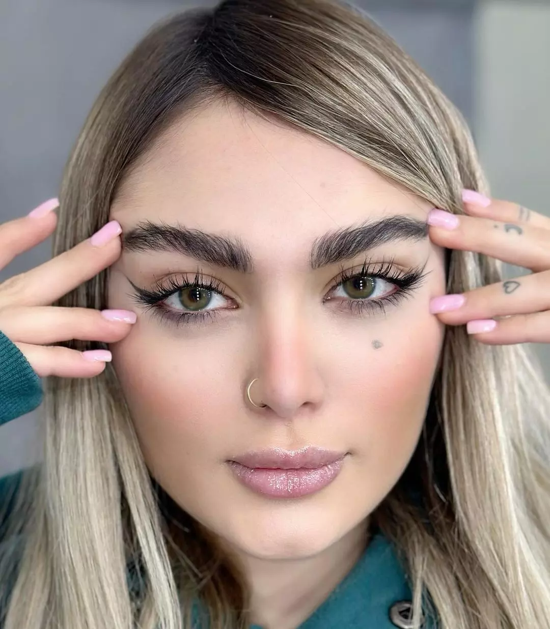 لنز رویال ویژن کد ۳۹ پیکسی گرین