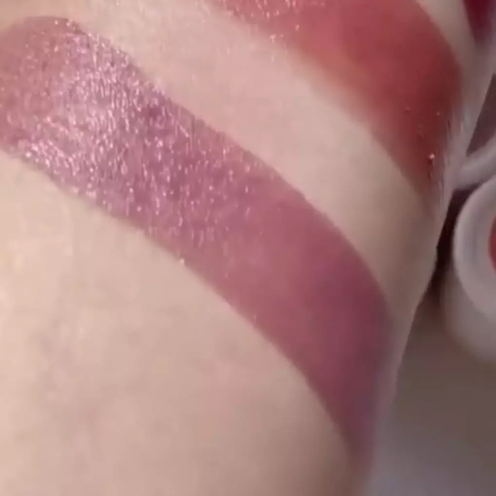 رژگونه استیکی فارماسی رنگ play