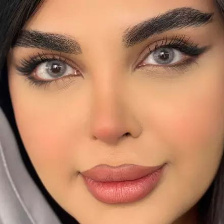 لنز نئوکاسمو hind