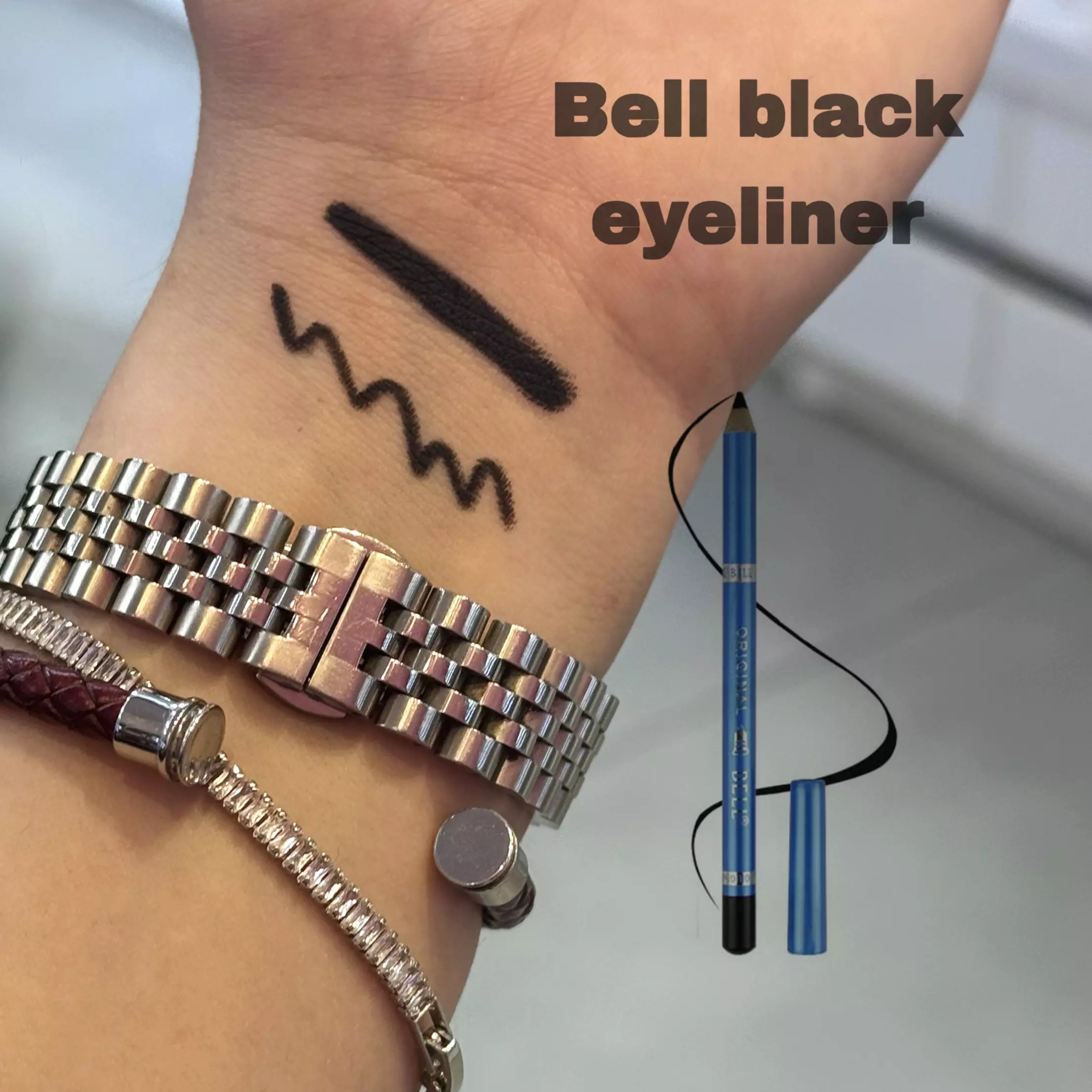 مداد چشم مشکی بل Bell Eyeliner Pencil