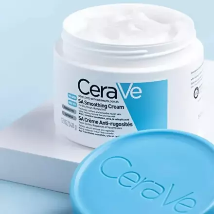 کرم کاسه ای مرطوب کننده قوی سراوی Cerave مدل Sa Smoothing